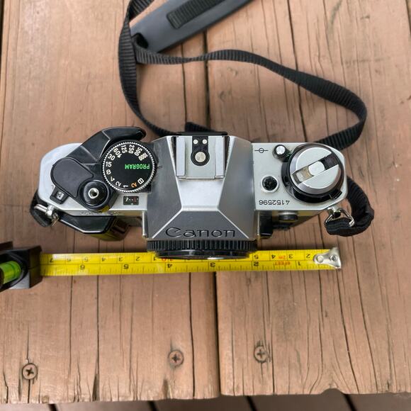 Canon AE1 Canon zoom lens 35-70mm Vivitar MC Macro Focusing Zoom F4.5-5.6 70-210 - Picture 4 of 16